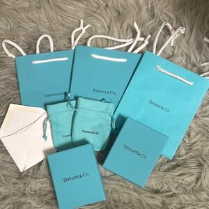 Tiffany & Co. Blue Gift Bags and Boxes Set
